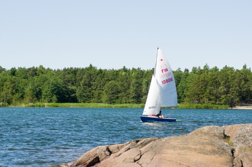 Segling med jolle på Bofjärd