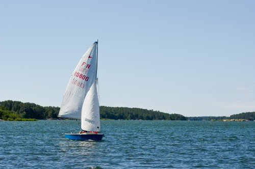 Segling med jolle på Bofjärd