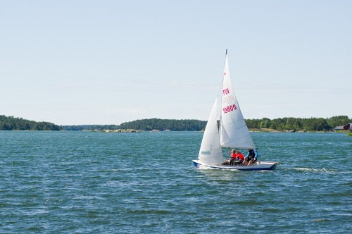 Segling med jolle på Bofjärd