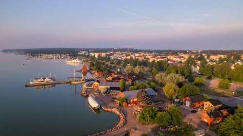 Mariehamn i soluppgång