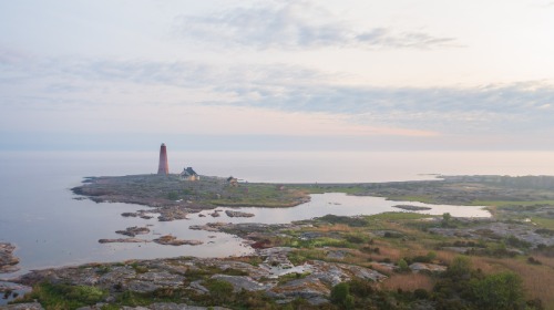 Lågskärs fyr i morgondis