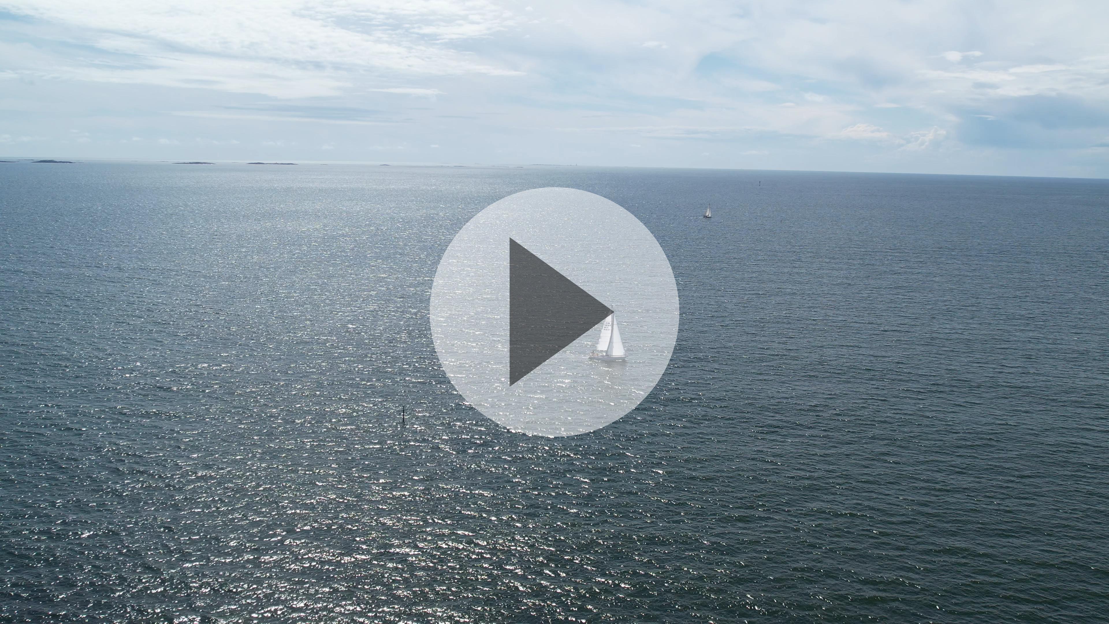 Segelbåt vid Rödhamn