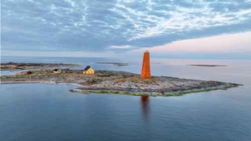 Vårmorgon vid Lågskärs Fyr 