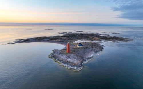 Vårmorgon vid Lågskärs Fyr 