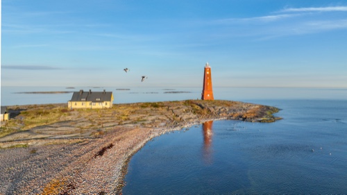 Vårmorgon vid Lågskärs Fyr 